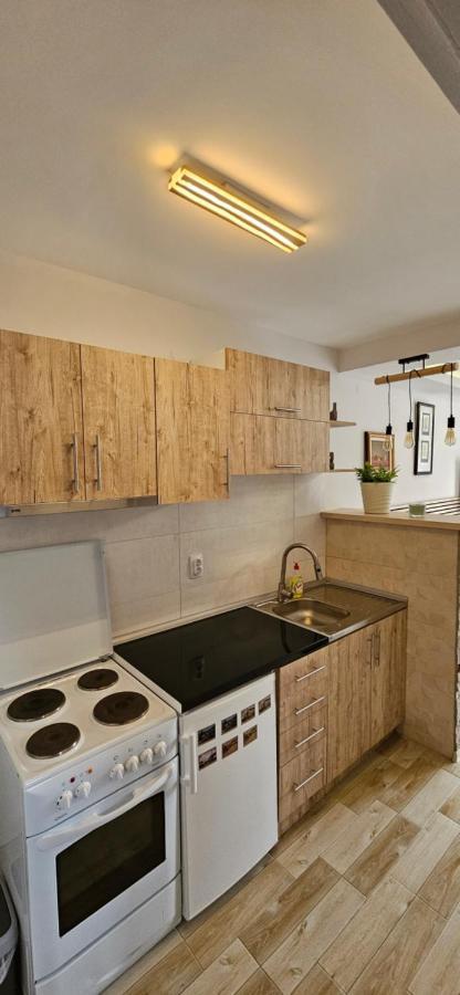 Apartman Sen'S Leskovac  Buitenkant foto
